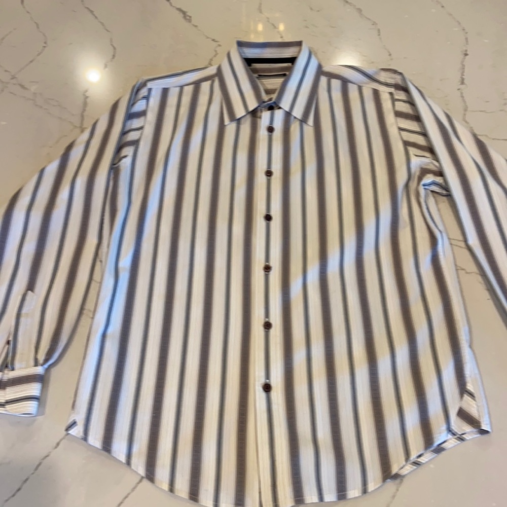 Men’s 7 Diamond’s dress shirt Size Large